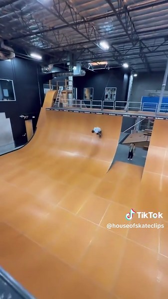 Amazing Casper Flips on a Vert Ramp