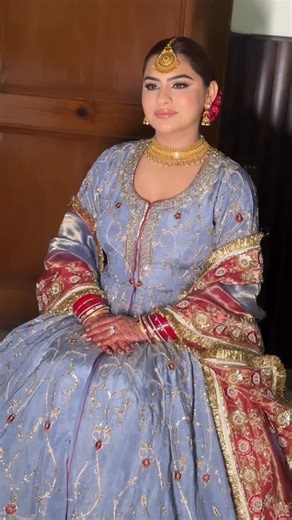 𝐍𝐀𝐕 𝐒𝐄𝐊𝐇𝐎𝐍| 𝐁𝐑𝐈𝐃𝐀𝐋 𝐌𝐀𝐊𝐄𝐔𝐏 𝐀𝐑𝐓𝐈𝐒𝐓 on Instagram: "Glammed up Dr. Harman for her reception night ✨ Makeup @flawlessyoubynavv Hair @hairstylist_raman_ Outfit @house_of_aagaaz 📩DM me to check availability and start planning your dream bridal look! I'd love to part of your special day. 📍Faridkot, Punjab | works globally #makeupartist#faridkot#brides#punjabigirl#makeupartistchandigarhmakeupartistludhinamakeupartistbathindamakeupartistpatialaweddingmakeuplehngatrendingtrendi