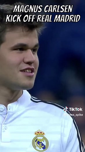 Magnus Carlsen in Real Madrid: Football vs Chess