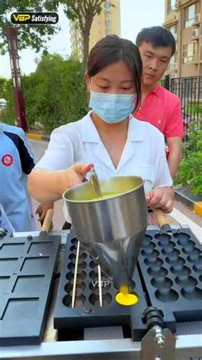 Cooking up some science! 🍳🔬 Exploring tasty experiments outside. #FunLearning #ScienceInAction | Renee Sirois