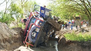 316K views · 2.3K reactions | Off Road Tatra 138 4x4 | Vaclav Kresta, Tereza Krestova №369 | Truck Trial Milovice 2024 Participant number 369 competes at the Truck Trial Milovice 2024. Team: Vaclav Kresta Tereza Krestova #truck #offroad #trucktrial #MilitaryTrucks #dieselpower #2024 #diesel #dieseltrucks #diesellife #Milovice #countryboys #offroading #OffRoadAdventure #tatra | Mad Moose Media | Facebook