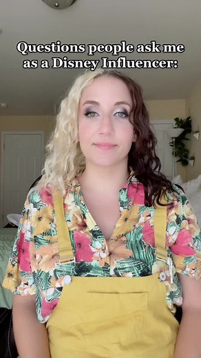 Sarah Sterling on TikTok