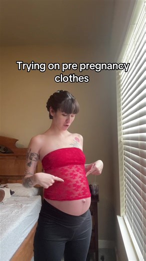 Trying on Pre-Pregnancy Clothes at 31 Weeks Pregnant