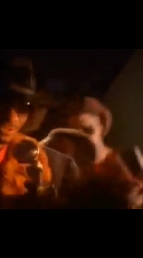 Snoop Dogg and The Dramatics: Doggy Dog World Hip-Hop Classic
