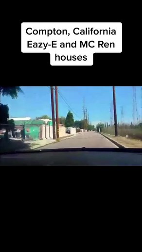 This is the neighborhood where rappers Eazy-E and MC Ren lived in Compton, CA #nwa #ripeazye #eazyduzit