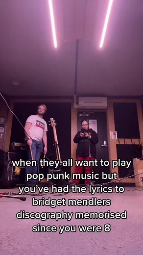 me and my friends choreographed a full dance to ready or not when we were in year 3 and planned to go on BGT #indiepop #altpop #poppunk #bridgetmendler #bridgetmendlerhurricane