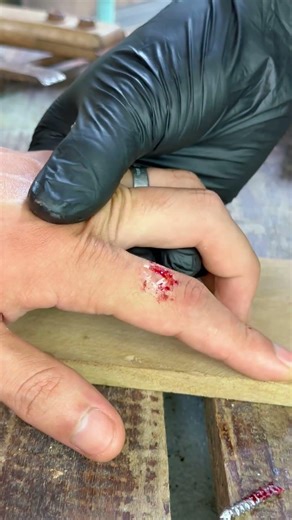 Skill Hack: Cat Necklace Charm 🐱