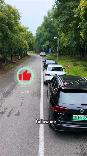 40K views · 609 reactions | Free parking tutorial, don't forget to follow me for more free knowledge #howto #cartok #car #automotive #driving #skills #knowledge #fpy #fyp #tips #foryou | Drivers lesson | Facebook