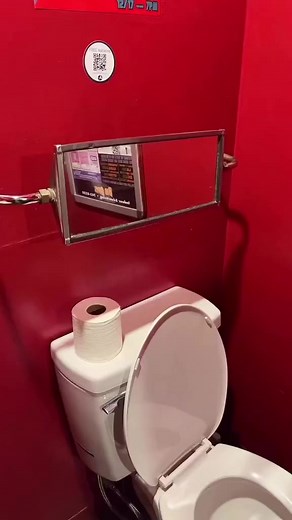 188K views · 1.5K reactions | That’s why it’s called the powder room ❄️(Via TT: jacecowboy) | Alcohol Memes | Facebook