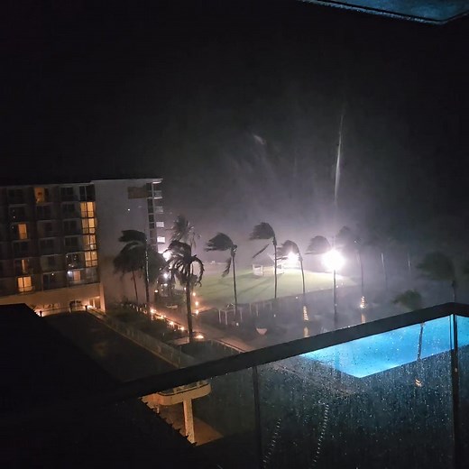 4:45am | Via Excursions and Transfer