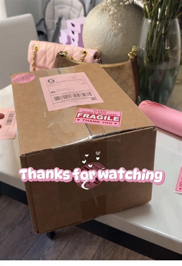 Packaging an Order with a Free Cherry Gift!