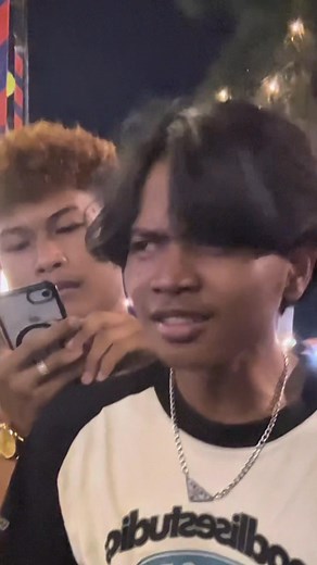 ទៅ walk street ដាច់លុយត្រូវការ sponsor 🥹 | Chet