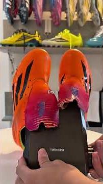 やばいスパイク磨いた #サッカースパイク #footballcleats #soccer #スパイク手入れ