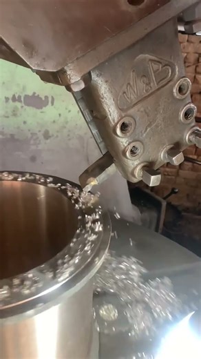 Brass liner manufacturing process by a skilled factory owner #machine #lathemachine #automobile