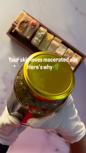 What is maceration in soap making? 👀🌿 Maceration is a slow infusion process used in cold process soap making and natural soap making where dried herbs are infused into carrier oils over time. These herbal infused oils are commonly used by handmade soap makers to create gentler, more nourishing soaps for the skin. In artisan soap making, infused oils help deliver herbal benefits directly into soap recipes, making them ideal for small batch soap, body care, and natural skincare products. Do you 