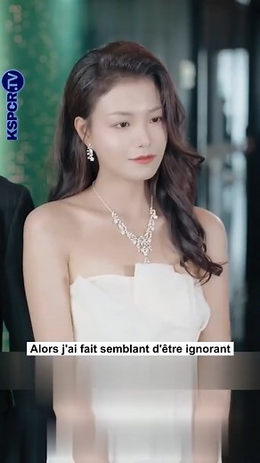 Une jeune héritière, déterminée à comprendre le monde du travail | Sejarah Bola