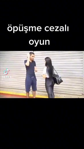 Öpüşme Cezalı Oyun 2024