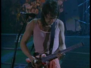 Van Halen - Ain't Talkin' 'Bout Love (live 1986)