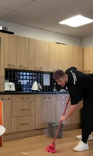 Hilarious Fire Mop Prank with Ben Phillips