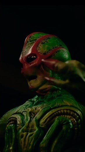 Hilarious Alien Moments😂 #ResidentAlien #Aliens #AlanTudyk #Shorts