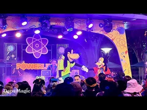Dance Off | Goofy and Max's Dance Party at 90s Nite | Disneyland After Dark: 90s Nite 4K