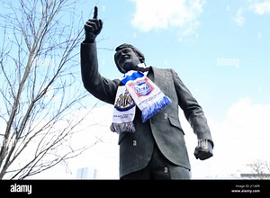 The statue of Bobby Robson is decorated with a scarf during the Sky Bet Championship match at Portman Road, Ipswich. PRESS ASSOCIATION Photo. Picture date: Monday April 17, 2017. See PA story SOCCER Ipswich. Photo credit should read: Adam Davy/PA Wire. RESTRICTIONS: EDITORIAL USE ONLY No use with unauthorised audio, video, data, fixture lists, club/league logos or "live" services. Online in-match use limited to 75 images, no video emulation. No use in betting, games or single club/league/player 