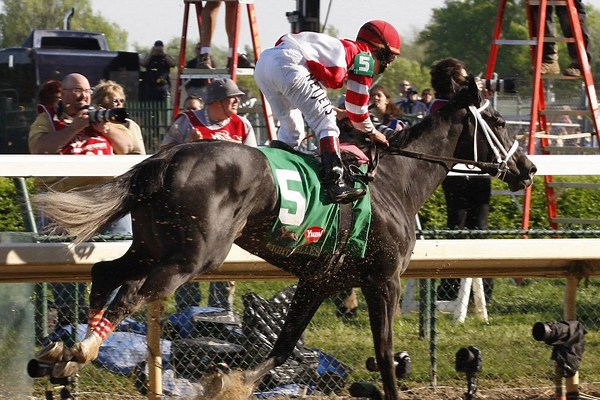 Kentucky Derby horse euthanized after breaking legs running the 'race of her life'
