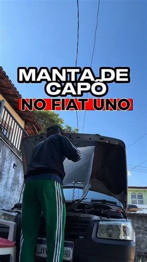 UNOVILAO - Lucas Marques on Instagram: "MANTA NO CAPÔ DO UNO Comecei a montar o Uno do zero 👀 E o primeiro upgrade foi onde quase ninguém vê… mas TODO MUNDO sente. Manta no capô: ✔️ menos barulho ✔️ menos calor ✔️ mais conforto Esse é só o começo do projeto. Você colocaria manta no seu Uno ou acha exagero? 👇🔥 🚗 Série: Montando do Zero — Ep. 1 🔧 Projeto: Fiat Uno do @unovilao #fiatuno #unovilao #unoquadrado #fiatunomille #carrosrebaixados"