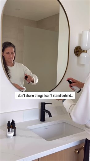 Jeneca | Low Tox, Farm Life + Oliveda on Instagram: "I’ve been slowly moving toward lower-tox options in our home and for my skin for a while now- nothing extreme, just more intentional. So when I learned about waterless beauty and started paying attention to what that actually means, it felt like a natural next step, not a big shift. Oliveda fit into my life the same way those other choices have….without pressure. I don’t love trends or quick fixes- I love things that make sense and hold up ove