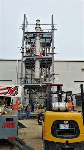 Fabricating a Solvent Recovery Distillation Tower