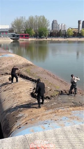 River Rubber Dam Silt Removal Process