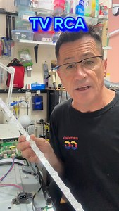 📺 TV RCA con pantalla oscura… La falla estaba en las tiras de LED 🔦 Con herramientas básicas y un cambio sencillo, volvió a verse perfecto ✨ 👉 Reparación simple cuando sabés dónde tocar.@tecnicoentelevisores#tips #serviciotécnico #televisores #rca #led TV RCA CON PANTALLA NEGRA PERO CON SONIDO | German Gaude
