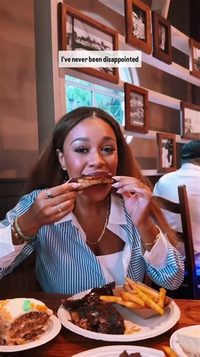 Why visit once when you can explore all year? 🐬✨ #ad A Annual Pass gives you unlimited access to