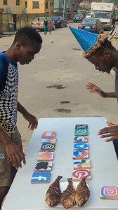 Fast hands game challenge 😀 | Celebrity TV