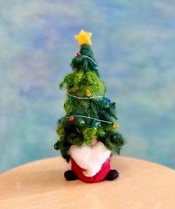 Kit: Needle Felted Christmas Tree Gnome - Etsy