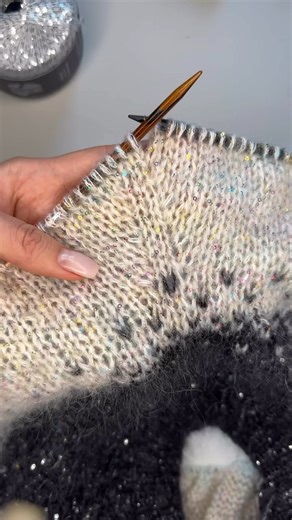 How to Increase Stitches Along Raglan Lines #knittingpattern #tutorial