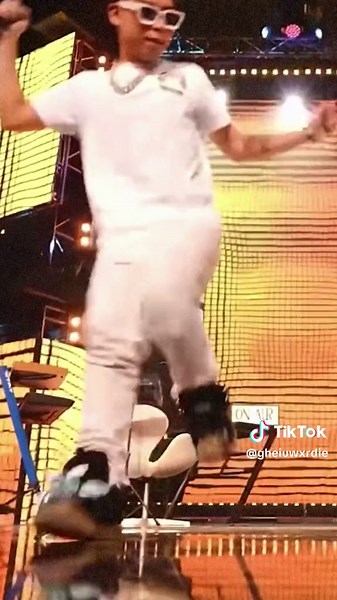 Sturdy Dance Tutorial | Hip Hop Moves | Learn to Street Dance