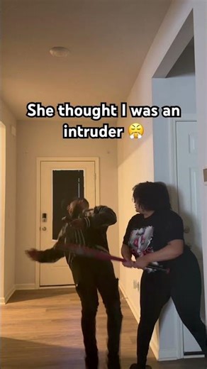 She Thought I was an Intruder 😤🤣 #skit #couplecomedy #relatable