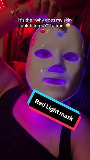 Achieve Radiant Skin with Red Light Therapy at Home