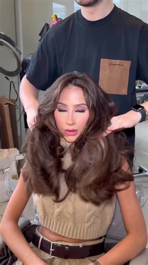 The Chocolatière Collection is designed to melt together 癩 Ellie Egar wears 20” Slimline® tape extensions in a dreamy blend of shades ‘Dark Chocolate’ and ‘Espresso Brown’✨ fit and styled by Jack Luckhurst  Shop The Chocolatière Collection癩 https://beautyworks.uk/3FVUc3K #beautyworks #beautyworkschocolatierecollection | Beauty Works Luxury Hair Extensions | Facebook