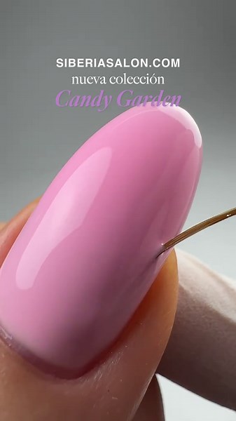 🍭 Nueva colección Candy Garden – Liquid Gel NATA Una colección que no pasa desapercibida. Tonos dulces, luminosos y perfectamente equilibrados para trabajos limpios, modernos y comerciales. La nueva Candy Garden llega en formato 15 ml con 8 colores diseñados para elevar cualquier servicio en salón: 💗 Keep Pink 🌸 Neon Pink 🌺 Coral Pink 🌿 Mint Glow 💜 Lila Glow 🍑 Peach Cloud 🌷 Pink Cloud 🍋 Lemon Fresh ✨ Pack completo de la colección con -25% de descuento 🛒Todos los productos están disponi
