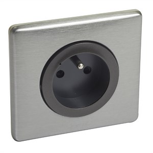 Prise avec terre, complet Céliane with netatmo, LEGRAND, graphite | Leroy Merlin