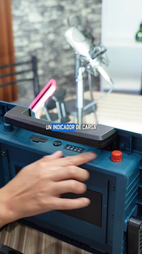 #reflectorsolar🔥 ¡Ilumina como nunca con este reflector solar portátil! 🔥☀️ 800W de potencia para una luz súper brillante🌎 Alcance de hasta 400 mts2 #panelsolar #reflectorsolar #IluminaciónSolar #autosustentable #EnergíaRenovable #solarsystem #offgrid #solarpower | Eco-Solar Luminarias Solares