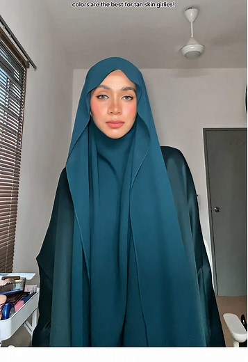 Bold Makeup Colors for Tan Skin Girls