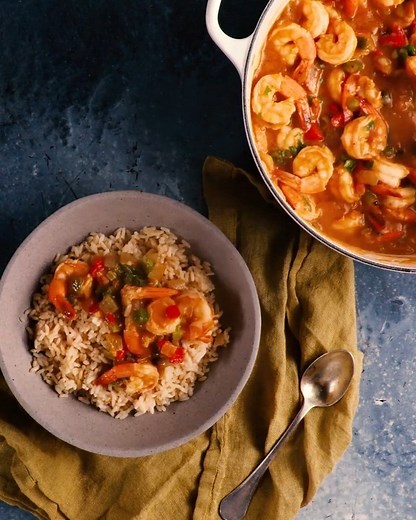 21K views · 212 reactions | Whip up this classic Louisiana supper tonight. Get the recipe: https://bit.ly/2WEHTDW | Southern Living | Facebook