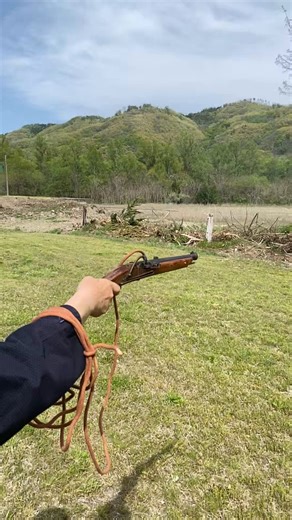 Tanzutsu are matchlock pistols. Most were made in the relative peace of the Edo era and not designed for battle… they were more of a status piece.