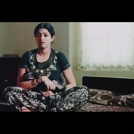“Sridevi ने हरी प्रसाद नाम रखा! 🐶❤️” |“Sridevi ne Hari Prasad naam rakha!” 🐶❤️|facts video #shorts