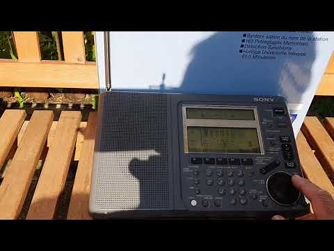 Sony ICF-SW77 World Band Radio Receiver - A flagship world receiver from Sony