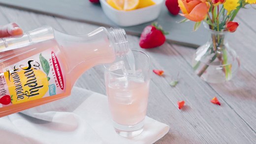 We’re tickled pink to announce new Simply Lemonade with Strawberry, made with sweet strawberries and all-natural ingredients. | Simply Beverages