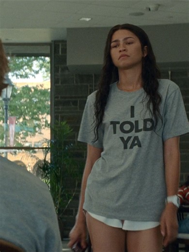 The Film Essential on Instagram: "Patrick taking a bite of the churro and letting Art take one was unscripted. Josh O'Connor was starving and it was the first time he ever had churros. Majority of the tennis balls hit during the movie are CGI, as it was too difficult to achieve the cinematic style using real balls. 🎥 Challengers (2024)"